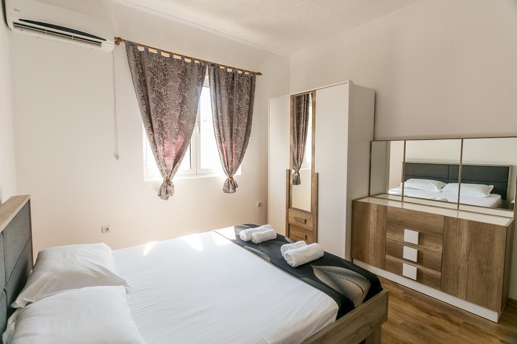 Tramonto Apartments Radanovici Luaran gambar