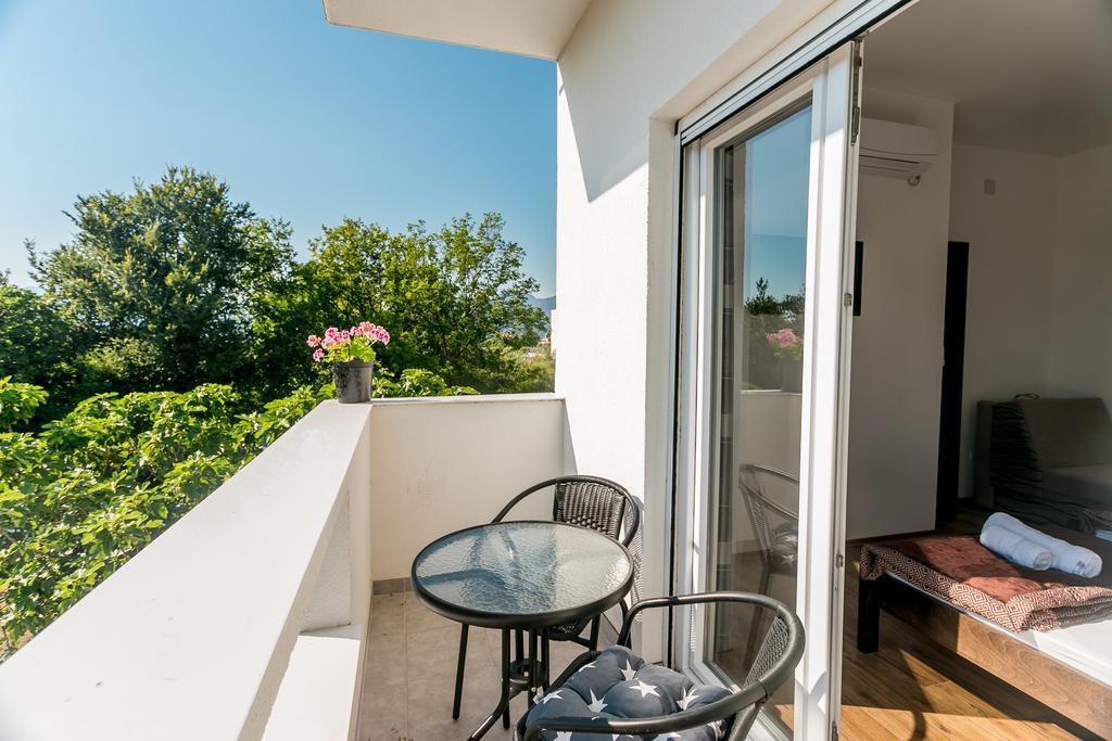 Tramonto Apartments Radanovici Luaran gambar