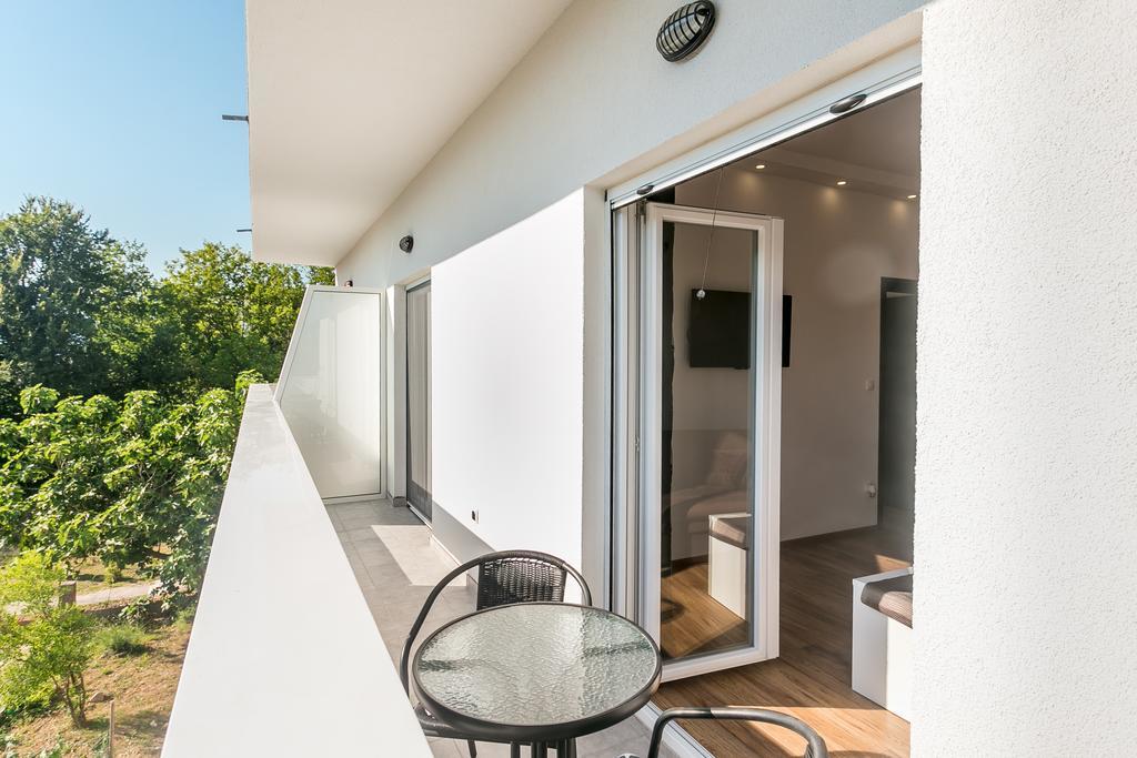 Tramonto Apartments Radanovici Luaran gambar
