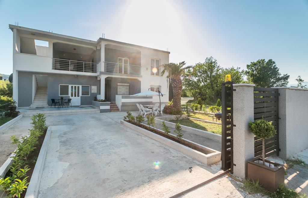 Tramonto Apartments Radanovici Luaran gambar